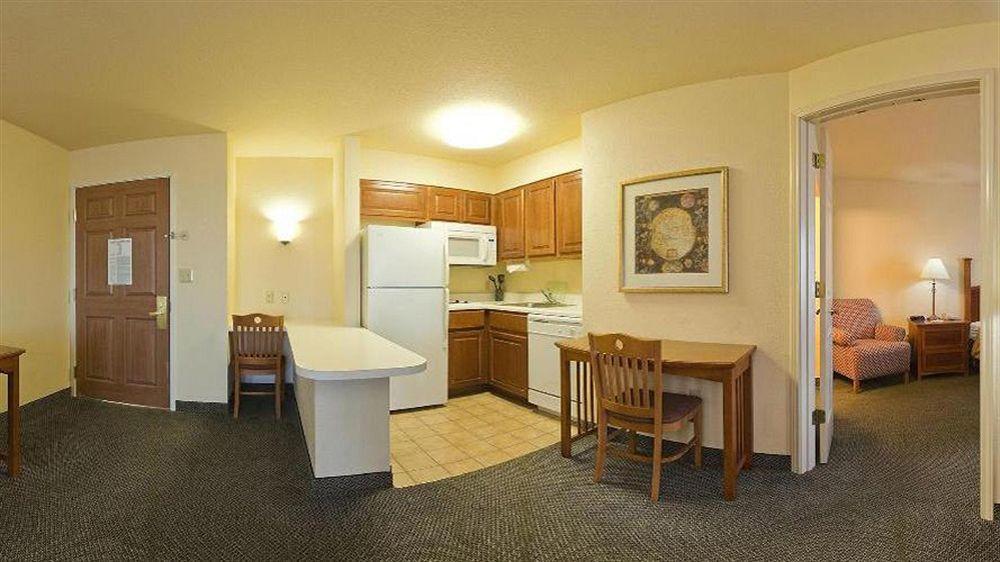 Staybridge Suites Hotel Springfield South, An Ihg Hotel Eksteriør billede